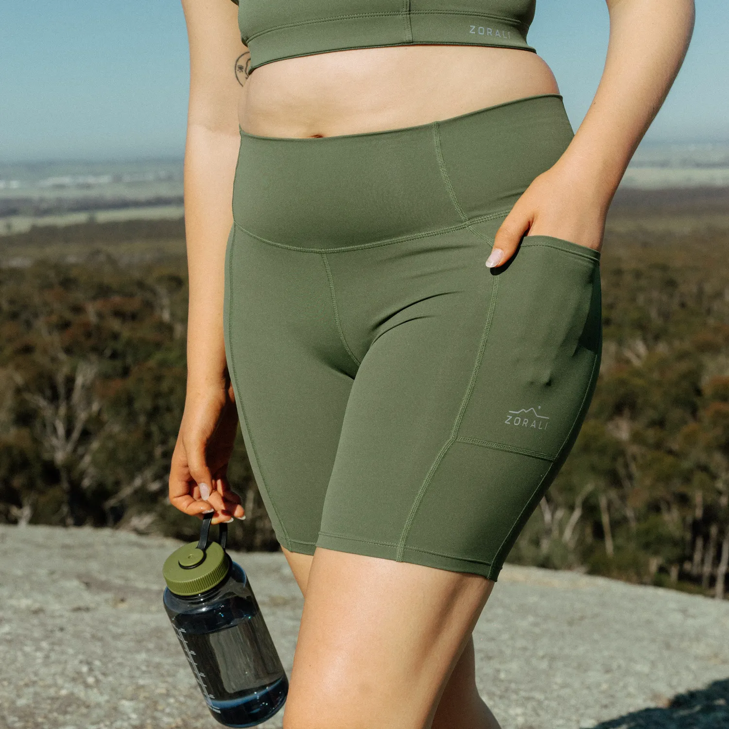 Womens Move Bike Short Olive